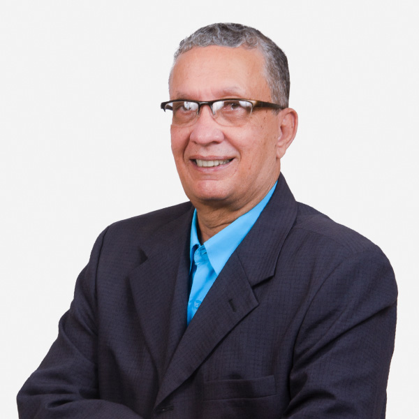 Foto do Professor Sileno Martinho Silva Ribeiro.